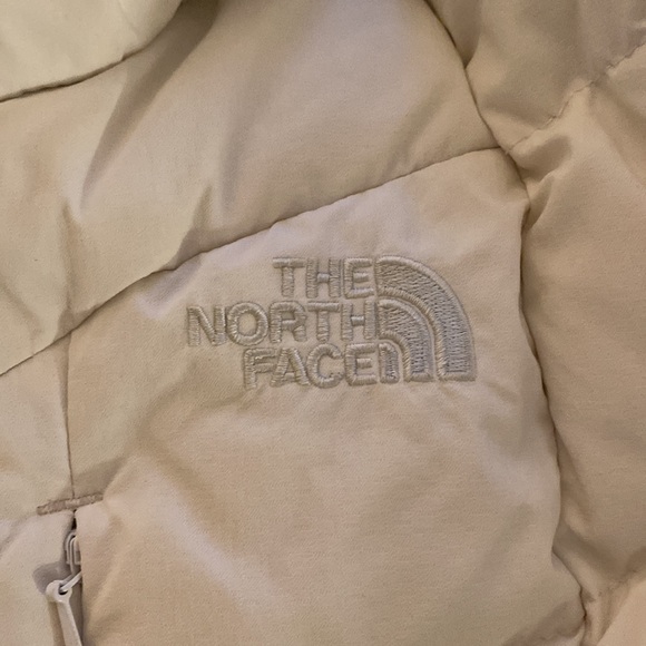 North face puffer ski jacket - Picture 2 of 10